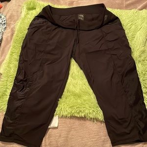 NWOT NorthFace Capri